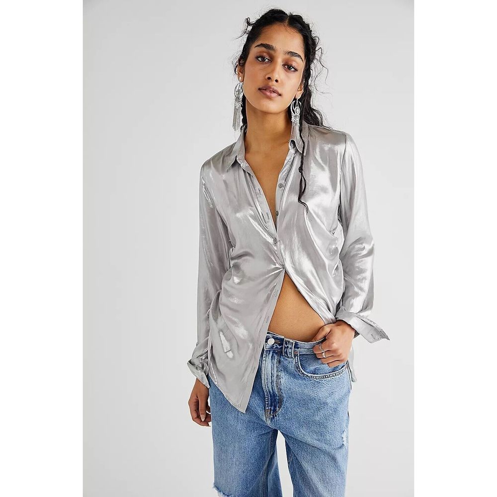 Free People Fallon Smocked Top Size M. B25